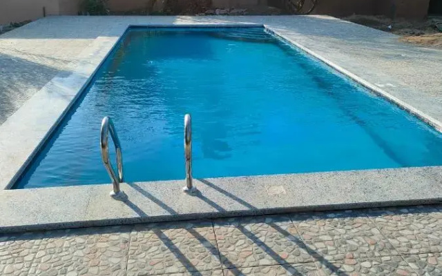 Eljuneina Villas