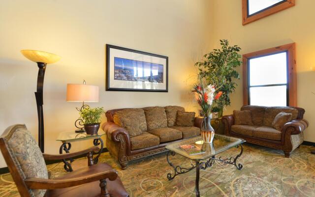 Best Western Plus Swiss Chalet Hotel & Suites