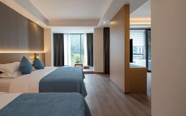 Yulong-Greenery Retreat