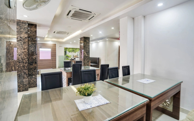 Super Townhouse Butler Road Near Maripur Chowk