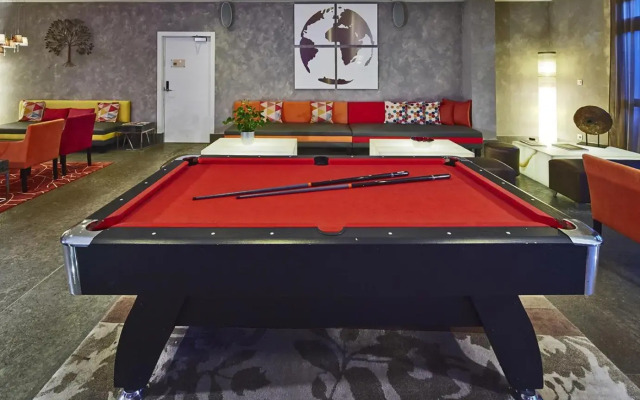 Kyriad Prestige Lyon Est - Saint Priest Eurexpo Hotel and Spa