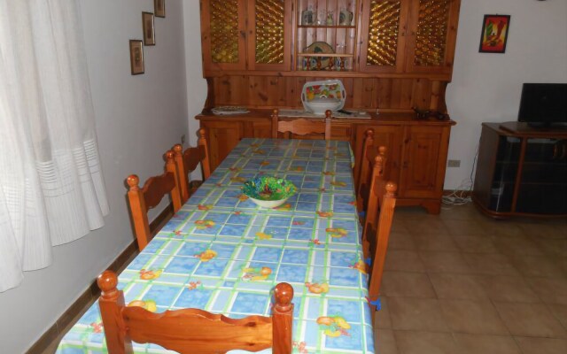 San Teodoro Centro Apartments