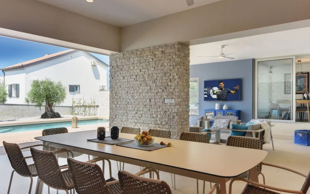 Modern Villa With sea View and Private Pool