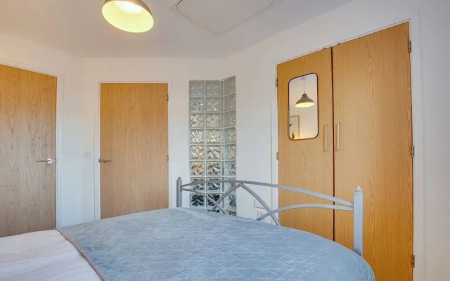 Quaint 1 Bedroom 1st Floor Flat