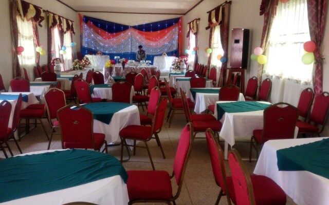 Crane Resort Hotel