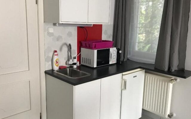 Hollik Apartmanhaz