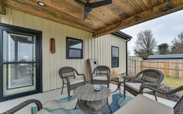 Near CU & Dtwn! Campbellsville Home w/ Game Room