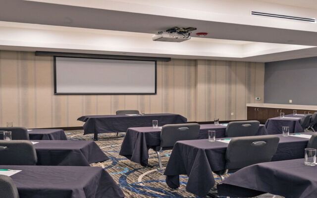 Holiday Inn Austin Airport by IHG