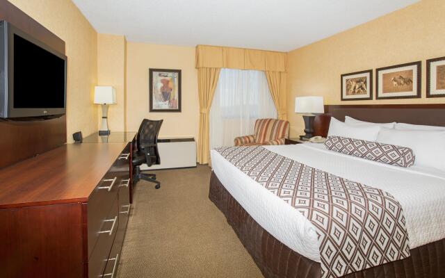 Crowne Plaza Denver International Airport