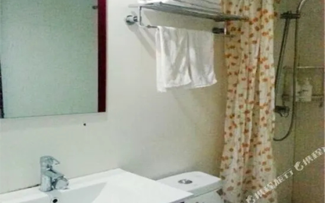 Huyun Hostel(杭州虎韵旅馆)