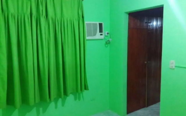 Residencial Azaleas Place Guest House