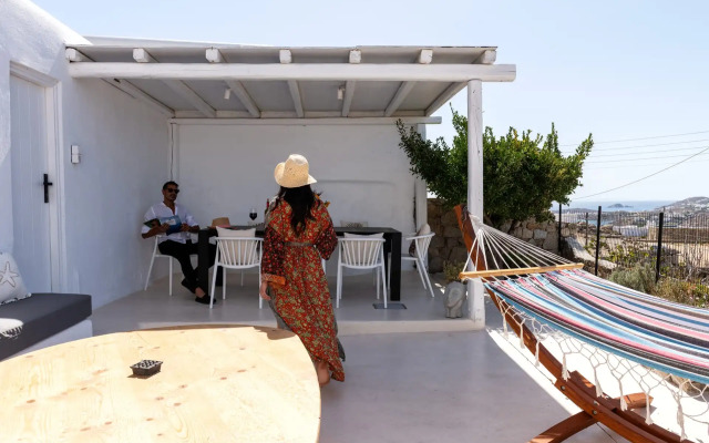 Yalos Mykonos 4 Bedroom Luxury Home Ornos