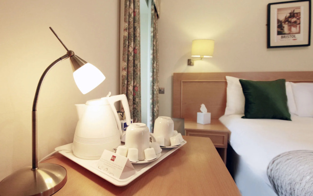 Victoria Square Hotel