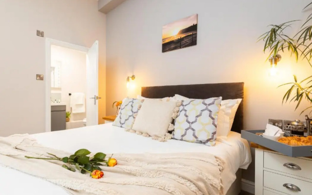 The Clarence Gardens Hotel, BW Signature Collection