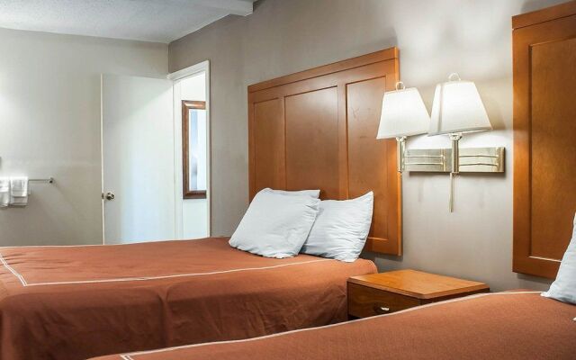 Rodeway Inn & Suites Niagara Falls