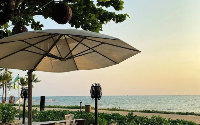 Vanda Beach Boutique Villa