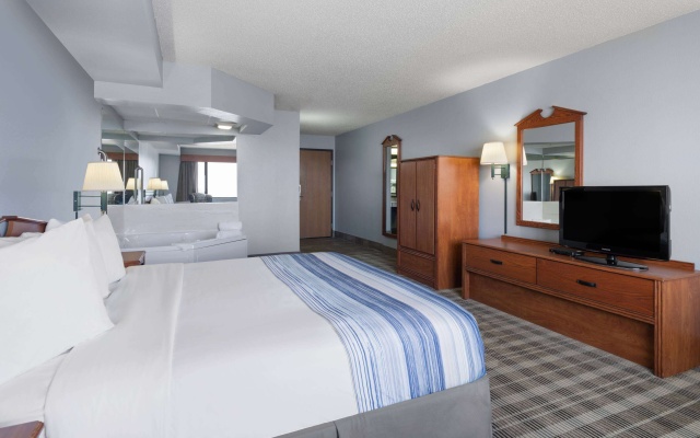 AmericInn by Wyndham Stuart