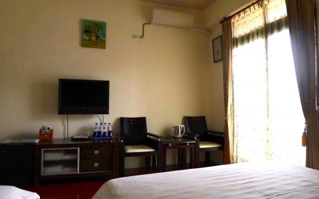 Amicasa Guesthouse