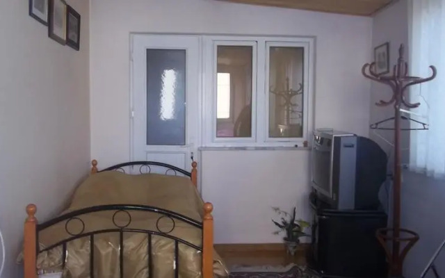 House on Baghramyan Ave.