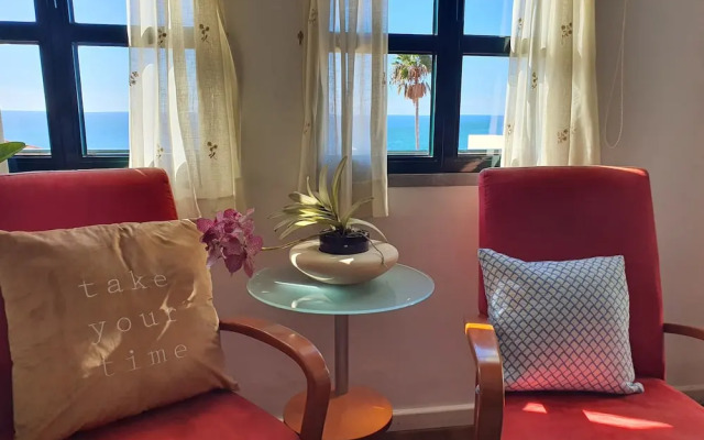 Luzia's Apartment - 2 Bedroom Apartment Sleeps 4