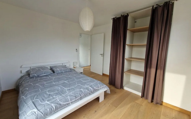 Quite Holiday Villa in Benodet