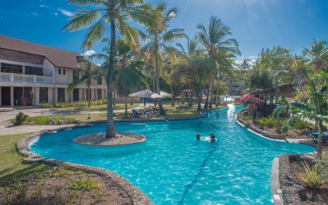 Amani Tiwi Beach Resort