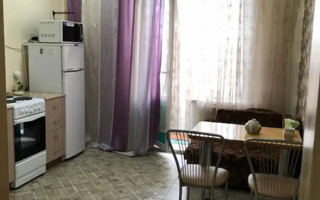 Comfort Apartments on Zapolnaya 60 apt 178