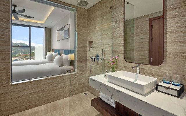The Watson Premium Halong Hotel