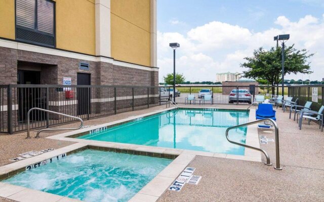 Comfort Suites DFW North/Grapevine