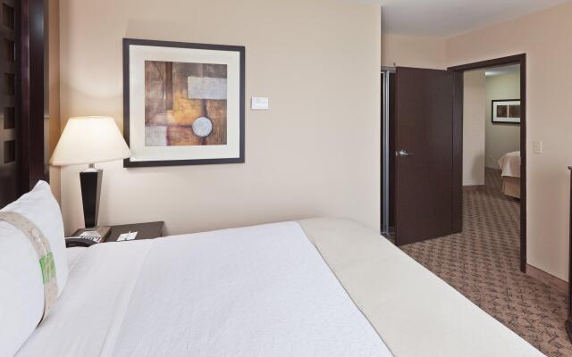 Holiday Inn Hotel & Suites Tulsa South by IHG