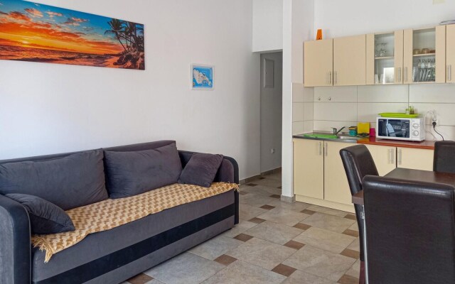 Stunning Apartment in Vir With Wifi and 2 Bedrooms