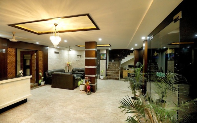 OYO 8095 Hotel Taj Castle – Lobby – Agra