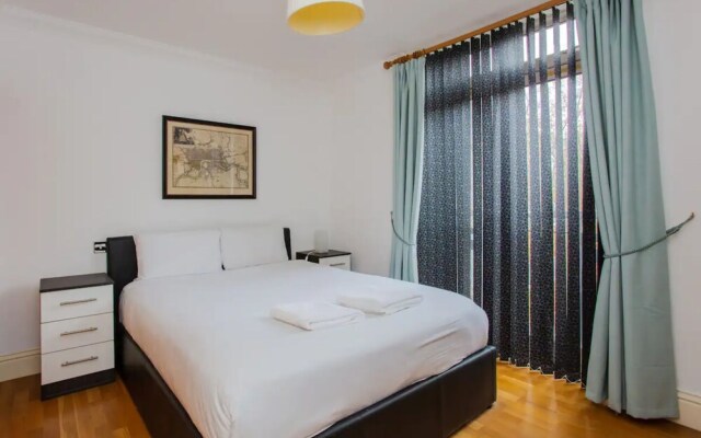 Bright 2 Bedroom Apartment in Islington