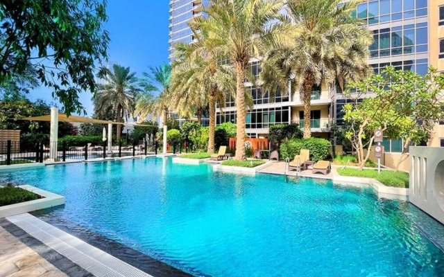 Amazing 1BR APT Downtown