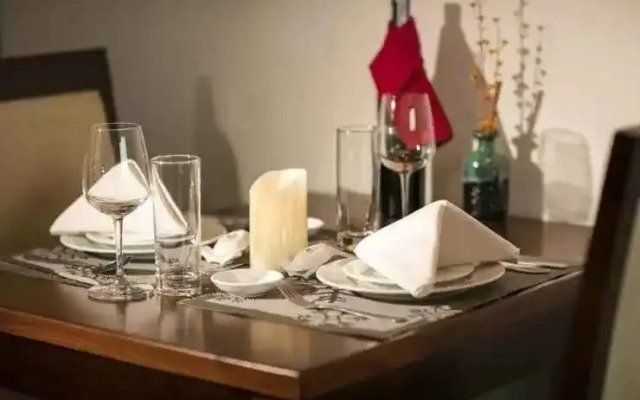 Poonsa Cau Giay Apartment