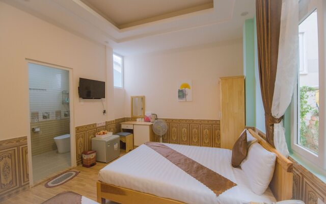 My Hy Hotel