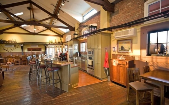 Riley's Railhouse Bed & Breakfast