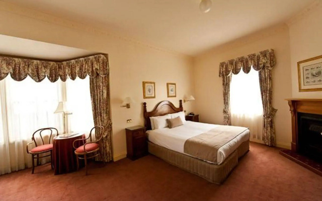 Mountain Heritage Hotel