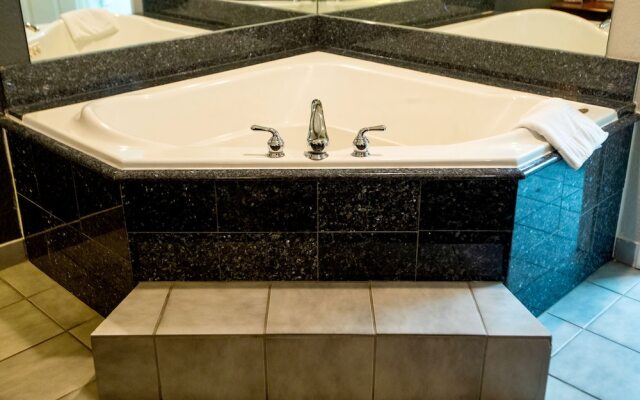 Magnolia Inn And Suites