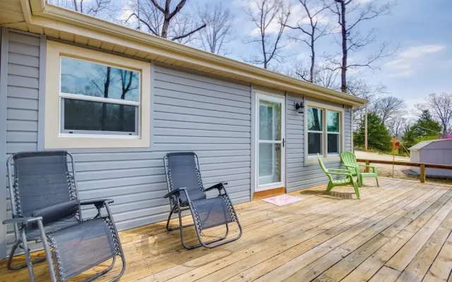 Dock & Furnished Deck: Lakefront Gravois Mills Gem