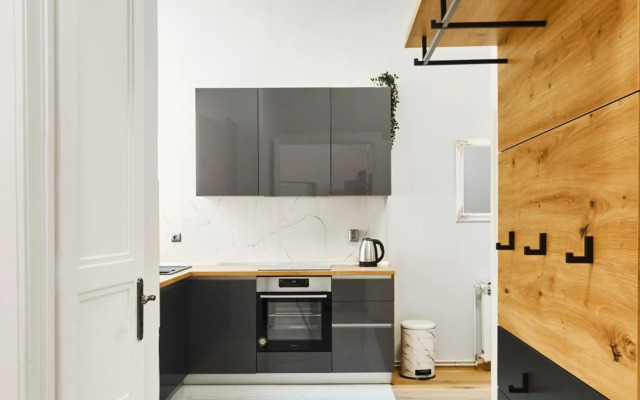 City Twenty 2bdr Apartment by Irundo