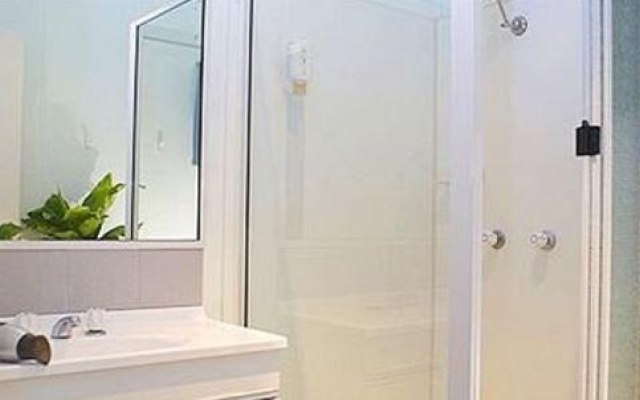Lady Elliot Island Eco Resort – Bathroom – Lady Elliot Island