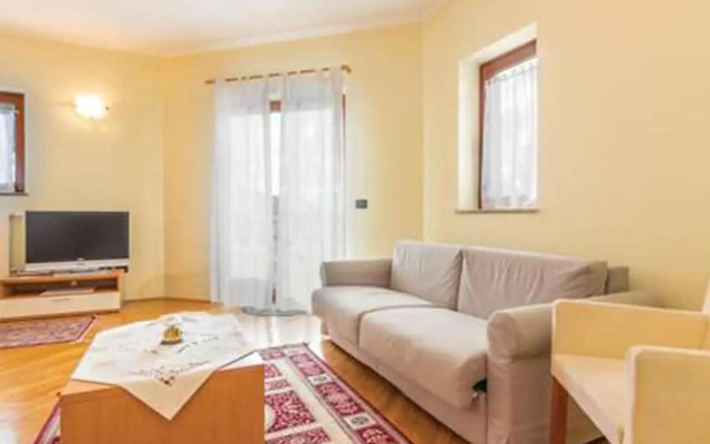 NATALY house with apartments