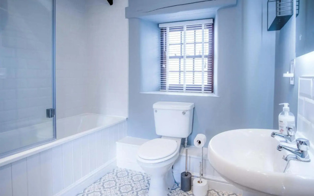 Tregoyr - 3 Bedroom Holiday Home - St Florence