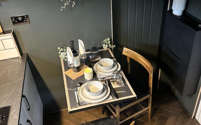 Stunning 1-bed Luxury Lodge on Teign River