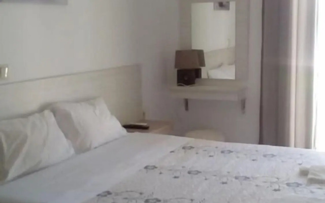 Beloni Apartments and Studios