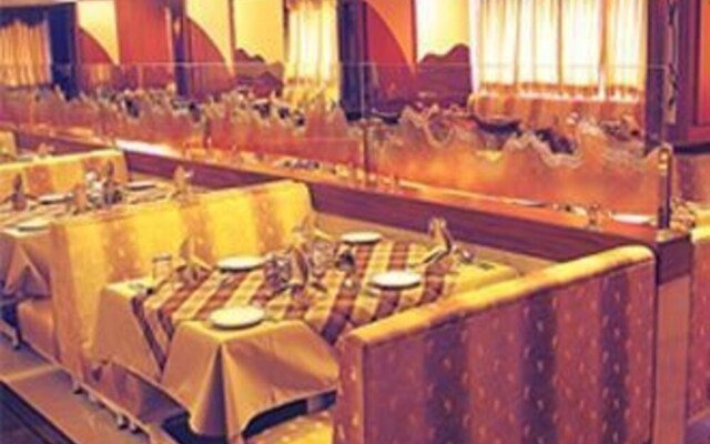Hotel Nandhini - Minerva Circle