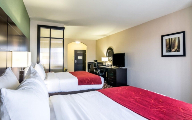 Quality Inn Clute Freeport