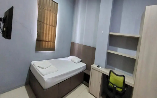 OYO 93808 Lincoln Dormitory