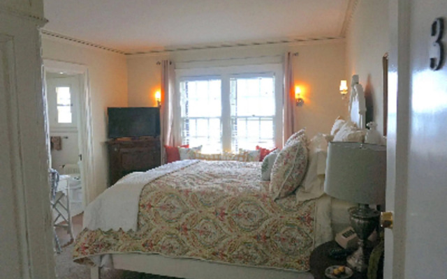 Lochnaiar Inn